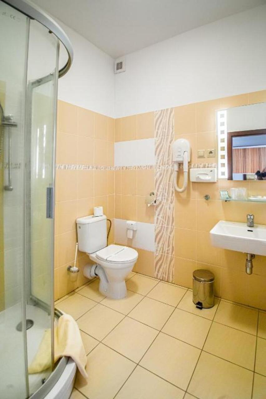 Hotel Academic Зволен Экстерьер фото