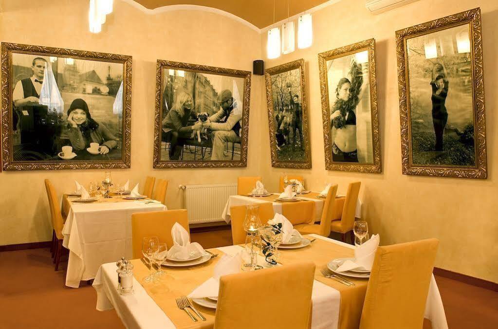 Hotel Academic Зволен Экстерьер фото